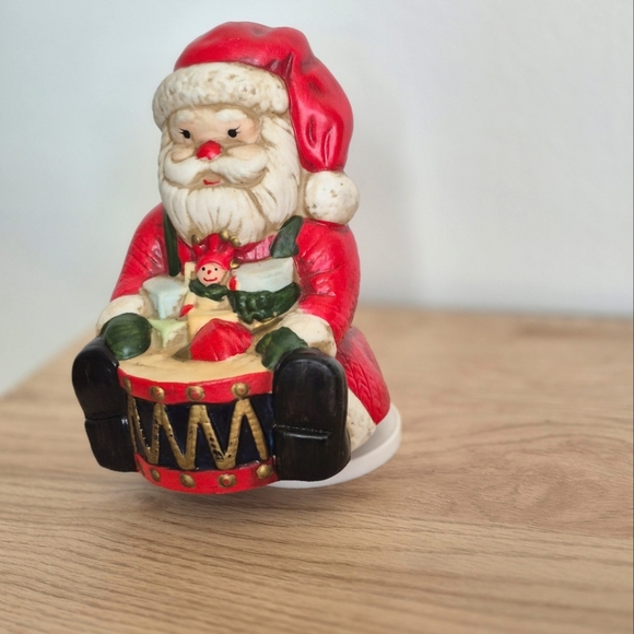 Vintage 1987 Collectible Rotating Christmas Winding Santa Music Box 7" - Picture 4 of 11